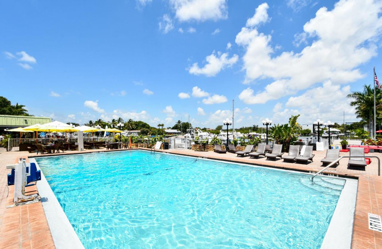 Remodeled, Huge Pool, Tiki Bar & Grill, Quiet Room Sarasota Dış mekan fotoğraf